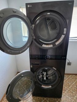 LG Stacked Washer/Dryer Single Unit