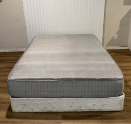 Queen Mattress set