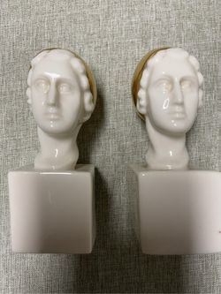 Collectible Pair Of Lenox Busts