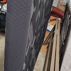 Queen bedframe and boxspring