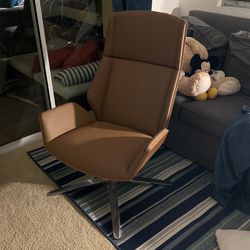 Boss Kruze Lounge Chair