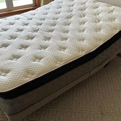 Mattress BLOWOUT SALE! Kings & Queens MUST GO!