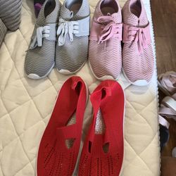 Women Shoes Size 9 Uggs