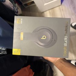 Beats Studio Pro