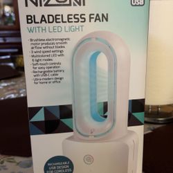 Bladeless Fan / Light Changes Color/ 
