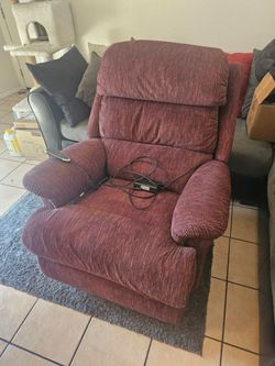 La-Z-Boy Burgandy Relaxor Power Recliner