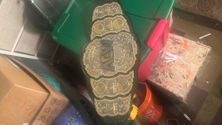 AEW World Heavyweight Championship belt