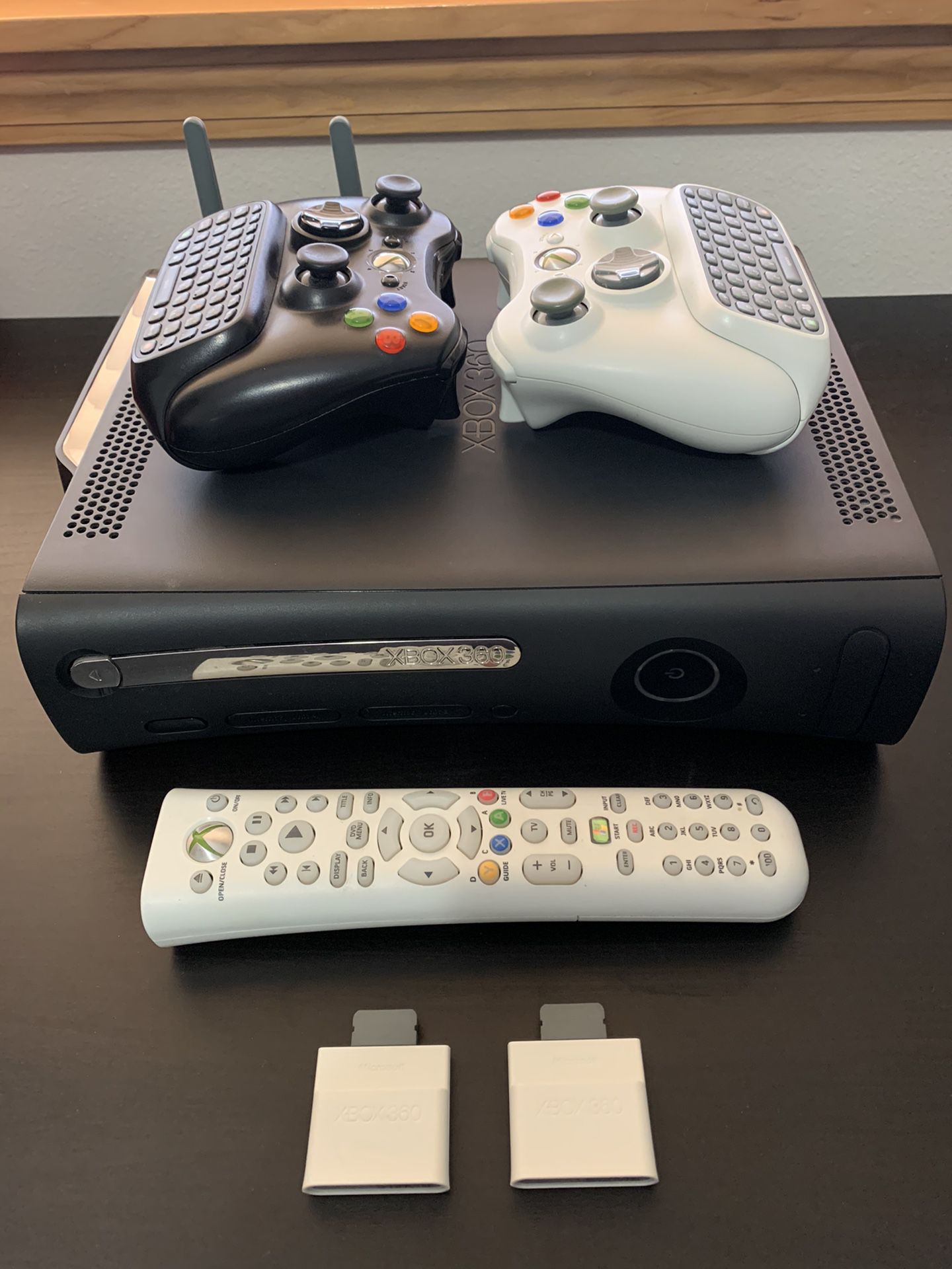 Xbox 360 Elite w/ Extras! $80 for Sale in Kent, WA - OfferUp