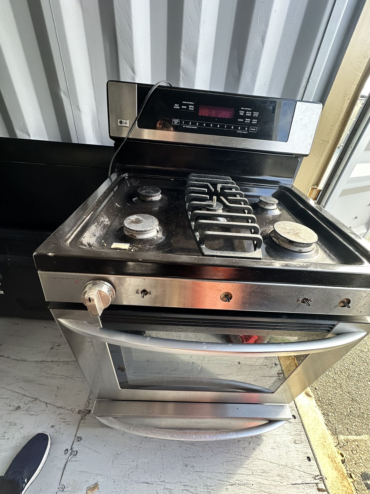 LG Stove/oven