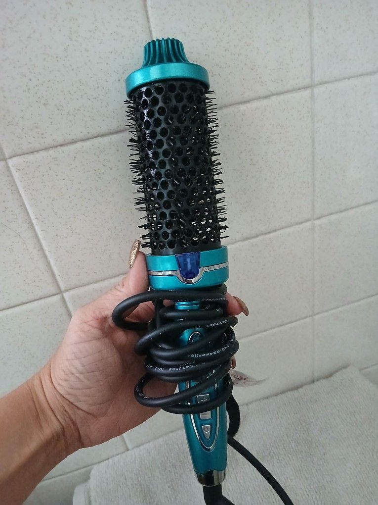 Heated Round Brush