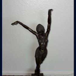 Woman Statue 
