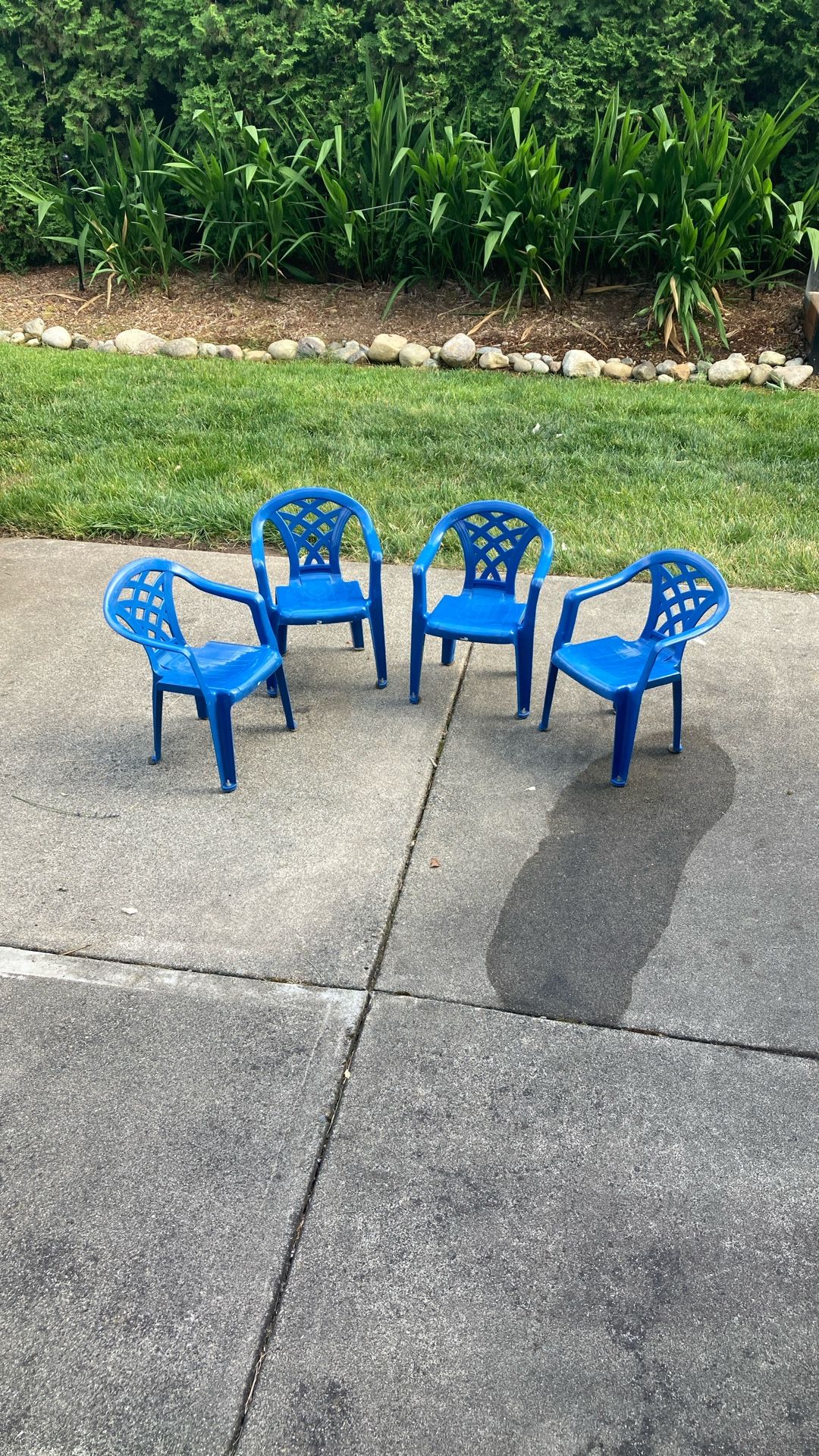 Kids Chairs FREE