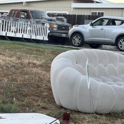 GRATIS !!!Sofa moderno Beige free 