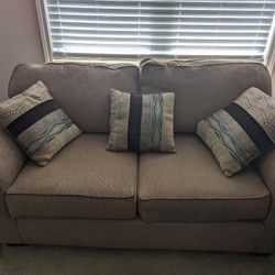Kroehler Loveseat for Sale in Nashville TN OfferUp