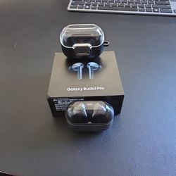 samsung buds3 pro Like New 