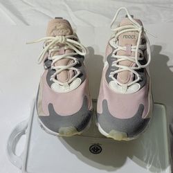 Womens Nike Air Max 270