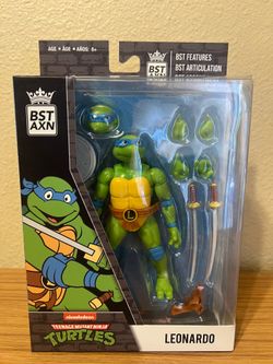 Teenage Mutant Ninja Turtles TMNT Movable Action Figure  Leonardo
