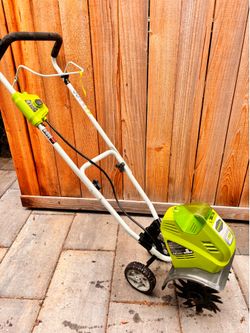Greenworks 40V G-Max Lithium Cultivator