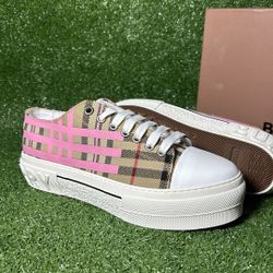 Burberr.y Women’s Size 7.5 & 8 Women’s Shoes