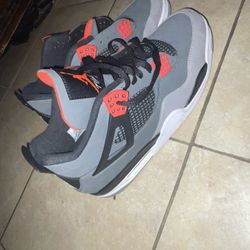 Jordan 4 Retro Infrared 