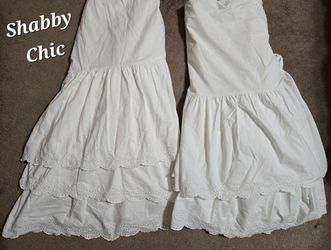 SET OF 2 EYELET WHITE SHABBY CHIC BED SKIRTS  TWIN SIZE 