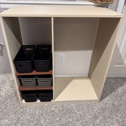Shelf/Montessori Dresser