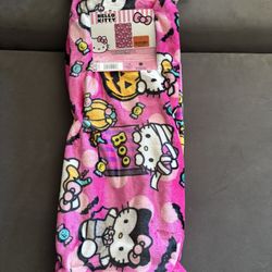 Hello Kitty Halloween Blanket 