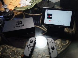 Switch V2 Bundle + 128GB SD & PGA Game