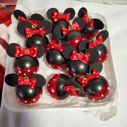 1 Dozen Of Minnie Ornamsnts