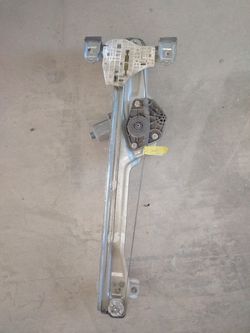 2017 chevrolet tahoe window/ regulator