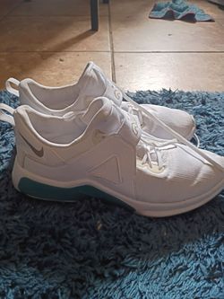 Women nike size 9