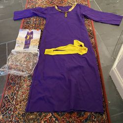 Halloween Adult Size Queen Costume with Yellow Belt