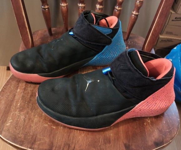 NIKE JORDAN Why Not AA2510-015 Black/Red/Blue Men Basketball Shoe size 12.5