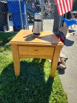 End table with drawer