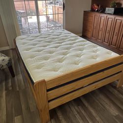 Bed full/double with serta mattress