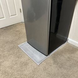 3.2 Mini Fridge For Sale 