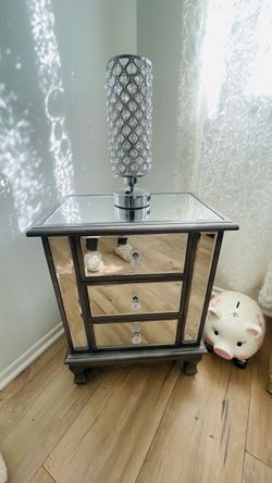 Mirrored 3-Drawer Nightstand End Table