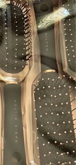 It’s beautiful set of brushes they are brand new