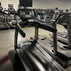 Love Fitness Commercial Treadmill Inspire 