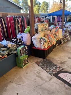 YARDAAAA YARD. SALE.