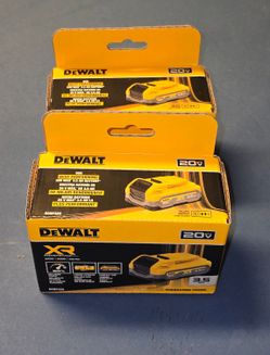 🔥2 Pack Dewalt 20v MAX XR Power Stack Lithium-Ion 3.5 Ah Battery Packs Brand New Pick up in Burien Only Yes Available
