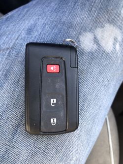 2004-2005-2006-2007-2008-2009 Toyota Prius key