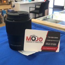Sigma 30mm F/1.4 DC DN Contemporary APS C Sony E Lens Pre Owned 