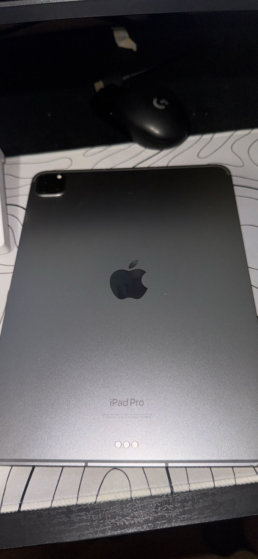 iPad pro 11 inch M2 chip