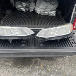 O.E.M Chevrolet Cruze Headlights 