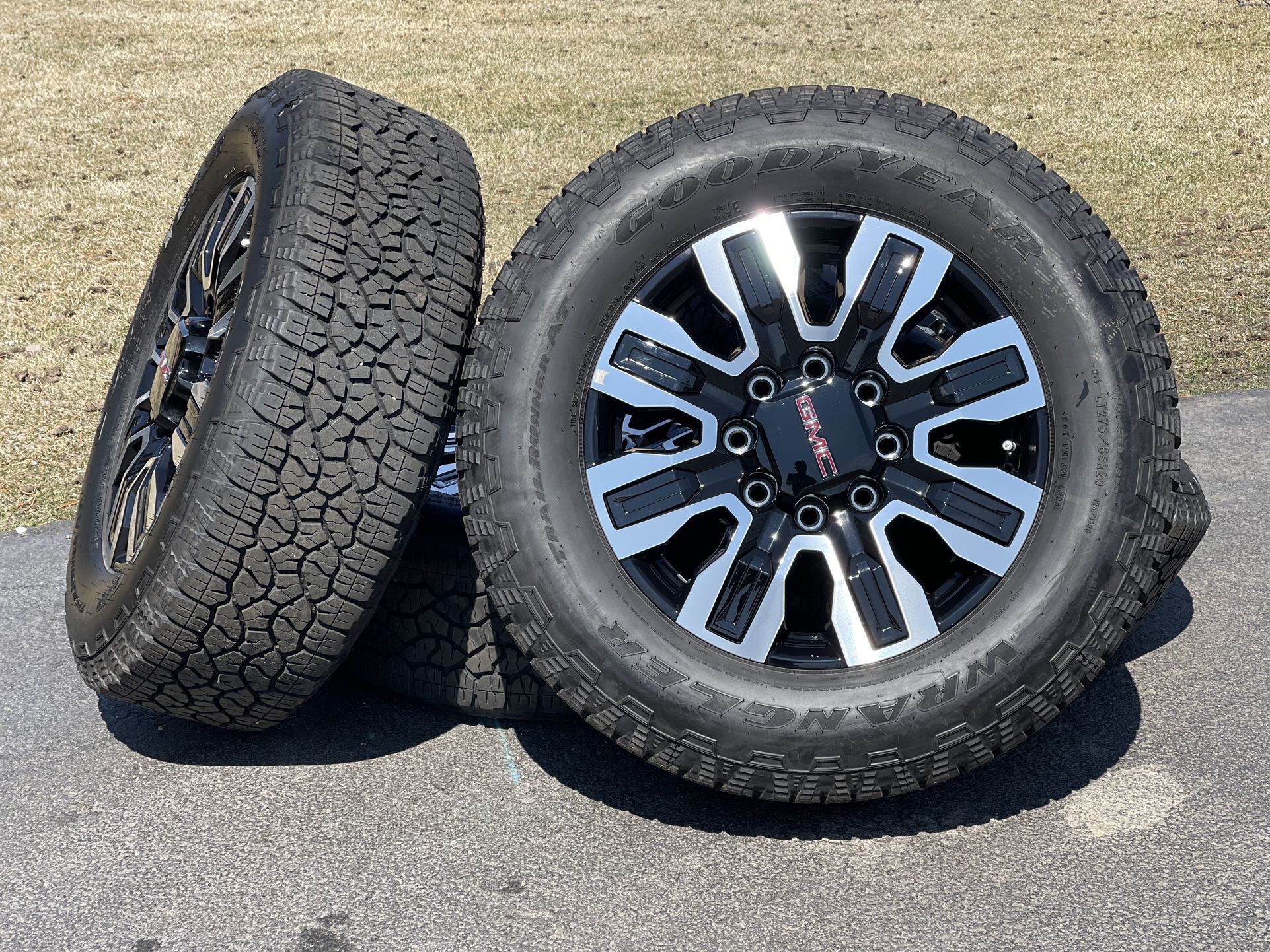 NEW 20” Gmc Sierra Denali Platinum wheels 2500 OEM Rims 3500 HD A/T Goodyear tires 8x180 AT4 Chevy Silverado 2500HD