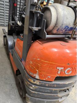 Toyota Fork Lift 5,000.00 Pound  Lift