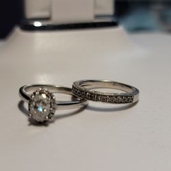 Moissanite Diamond Engagement/Wedding Ring