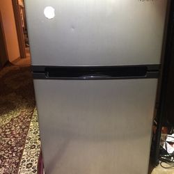 Insignia | 3.0 Cu. Ft. Mini Fridge | With Top Freezer | ENERGY STAR Certification | Stainless Steel