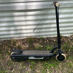 Electric Scooter Does Not Have A Charger?